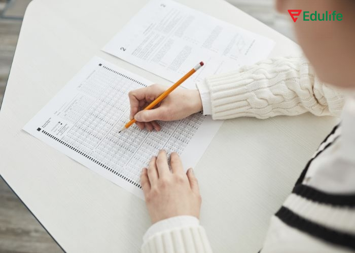 Aptis for Teens có cấu trúc bài thi gồm 5 phần cơ bản