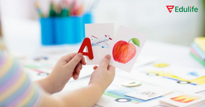 Hãy thực hành khi học từ vựng bằng flashcard với các tình huống giao tiếp thực tế để nâng cao khả năng sử dụng từ vựng